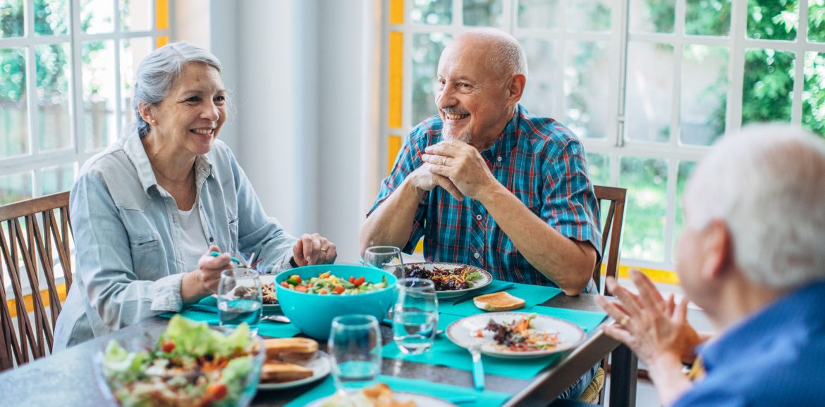 A Guide to Seniors' Diet: All You Need to Know